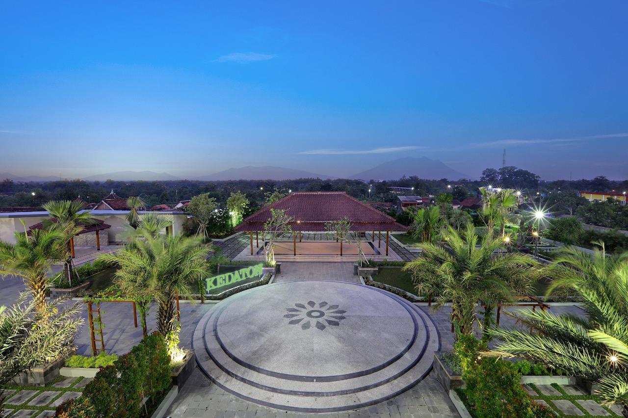 Aston Madiun Hotel & Conference Center Eksteriør billede