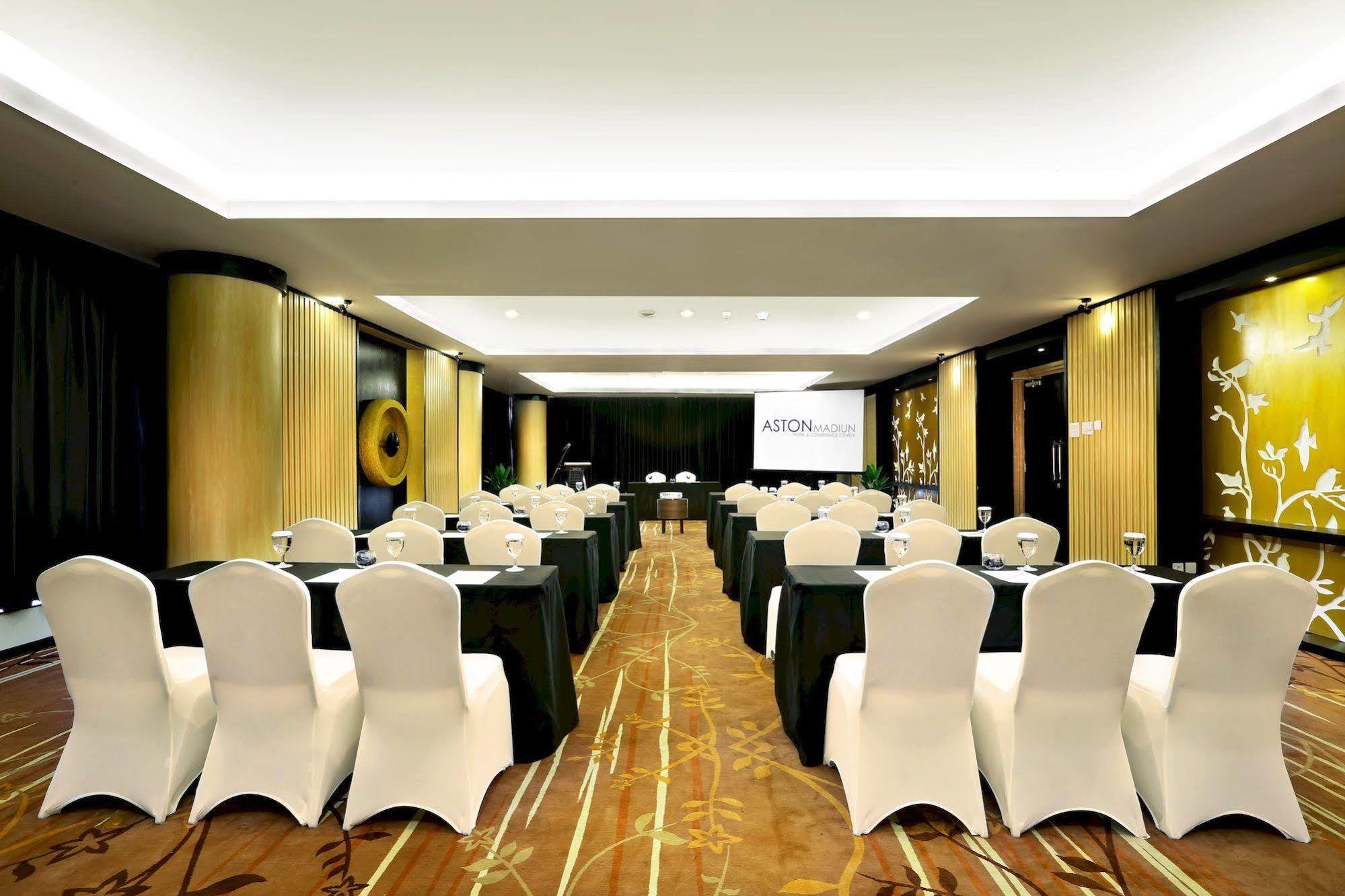 Aston Madiun Hotel & Conference Center Eksteriør billede